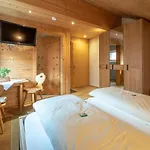 Forsthaus 3*